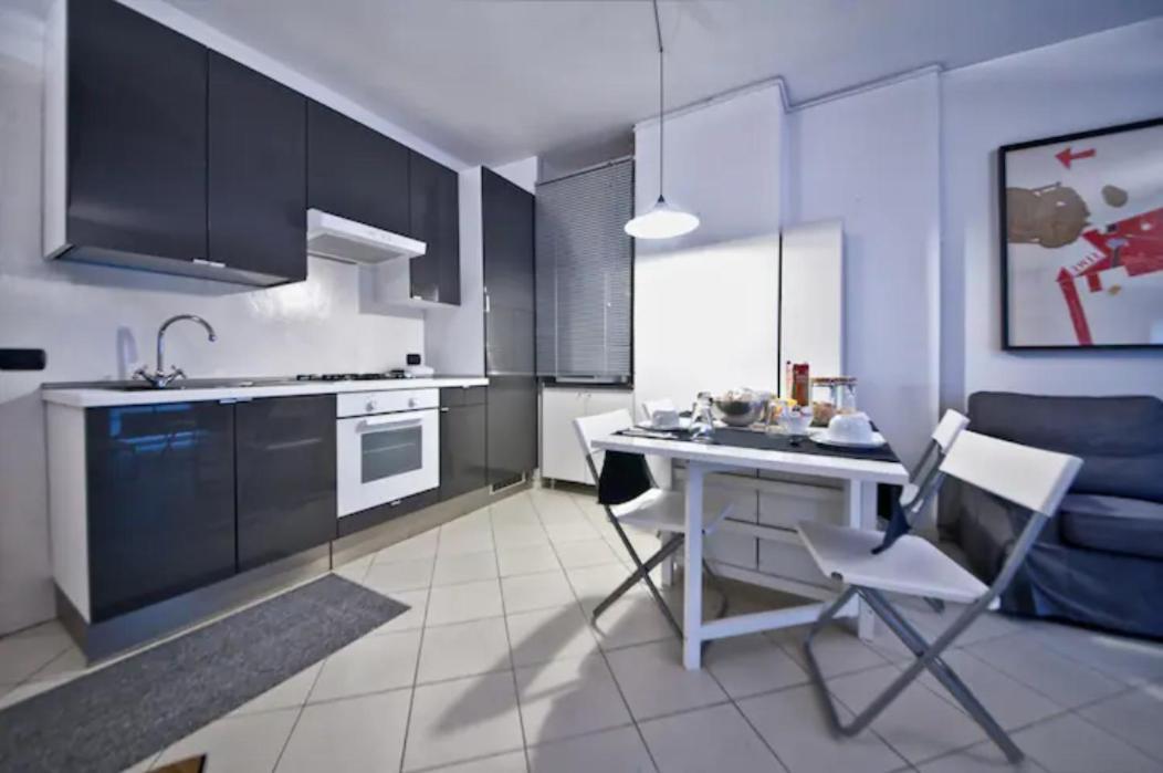 Cute And Cozy Centro Citta' Appartement Bergamo Buitenkant foto